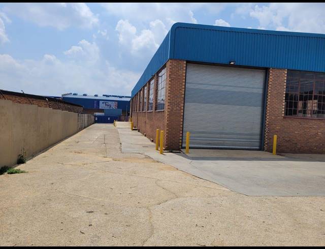 1,250M² WAREHOUSE TO LET IN CHLOORKOP